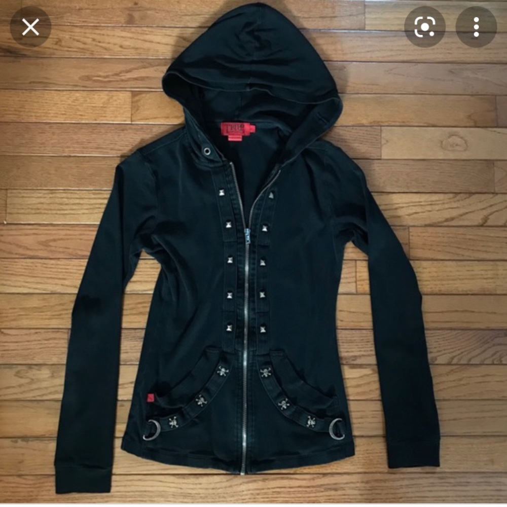 !ISO! the pictured three items(do not buy)